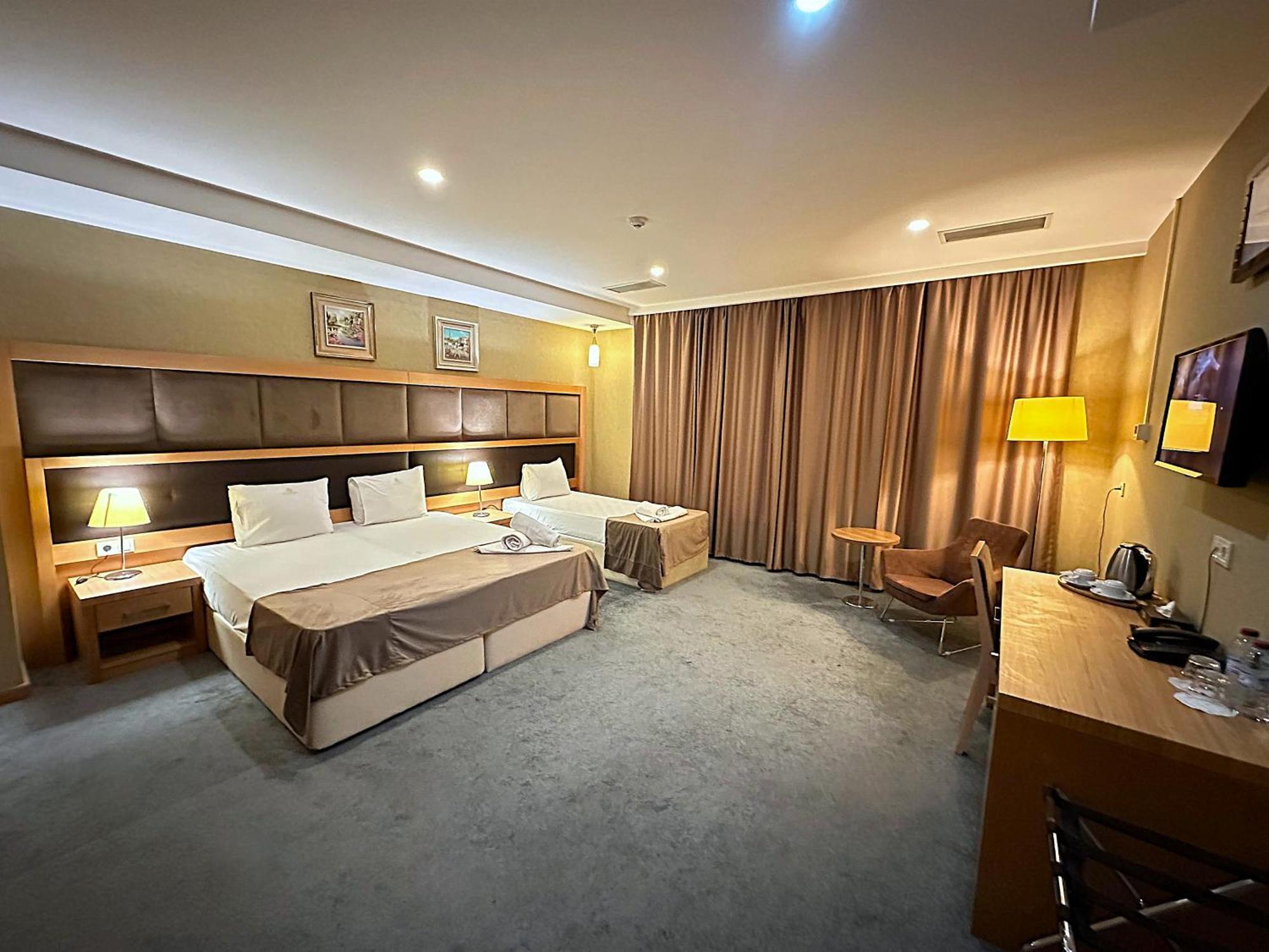 Gm City Hotel Baku Exteriör bild